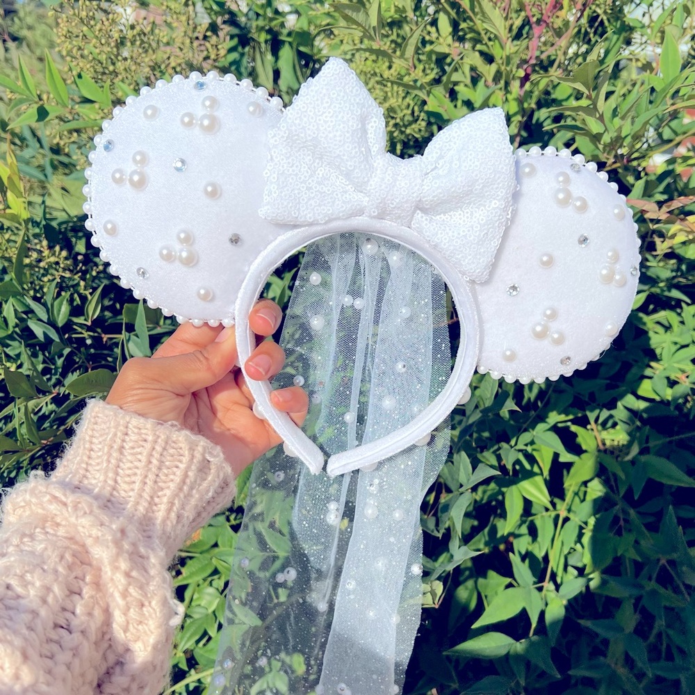 Bridal Minnie Ears